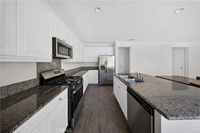 560 E Vodden, Rialto, CA 92376