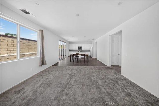 560 E Vodden, Rialto, CA 92376