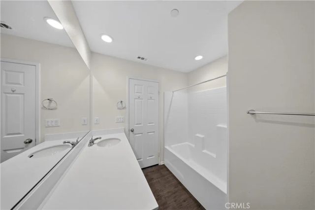 560 E Vodden, Rialto, CA 92376