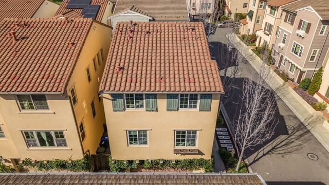 44003 44003 Degas Ter, Fremont, CA 94539