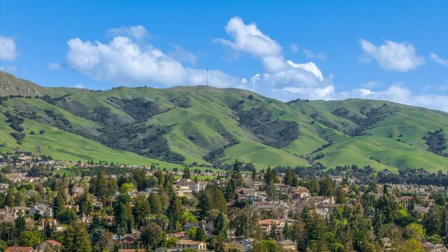 44003 44003 Degas Ter, Fremont, CA 94539