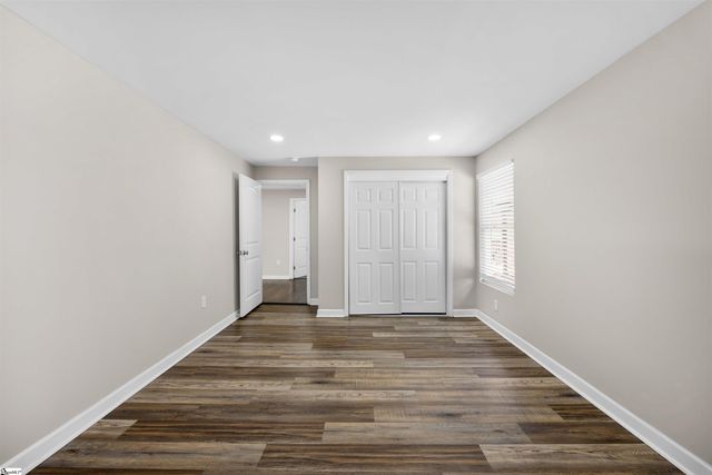 2016 Edwards Lake Road, Greer, SC 29651