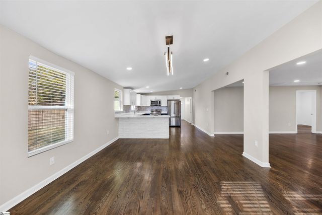 2016 Edwards Lake Road, Greer, SC 29651