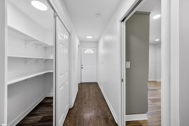 2016 Edwards Lake Road, Greer, SC 29651