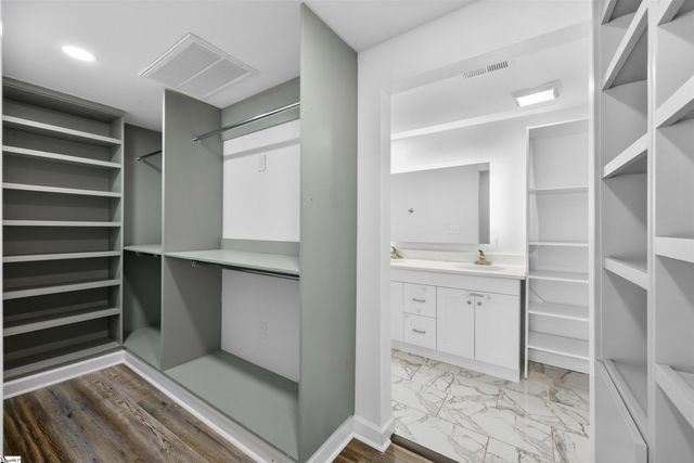 2016 Edwards Lake Road, Greer, SC 29651