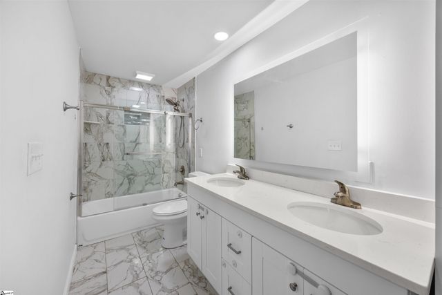 2016 Edwards Lake Road, Greer, SC 29651