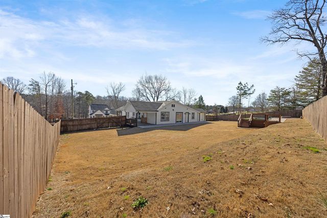 2016 Edwards Lake Road, Greer, SC 29651