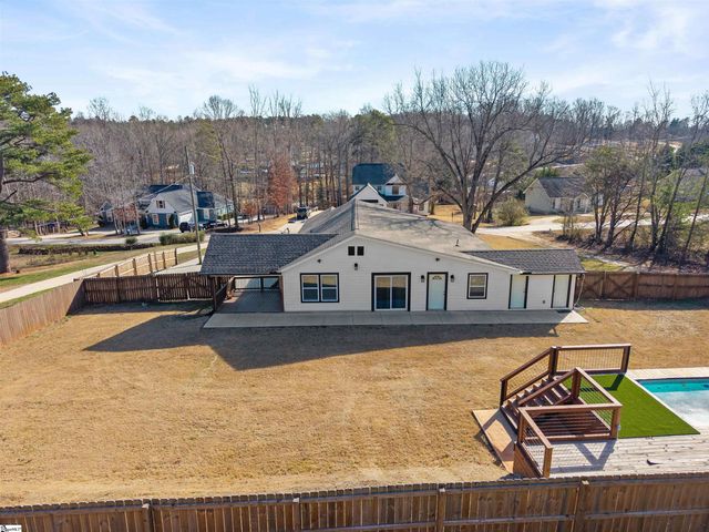 2016 Edwards Lake Road, Greer, SC 29651