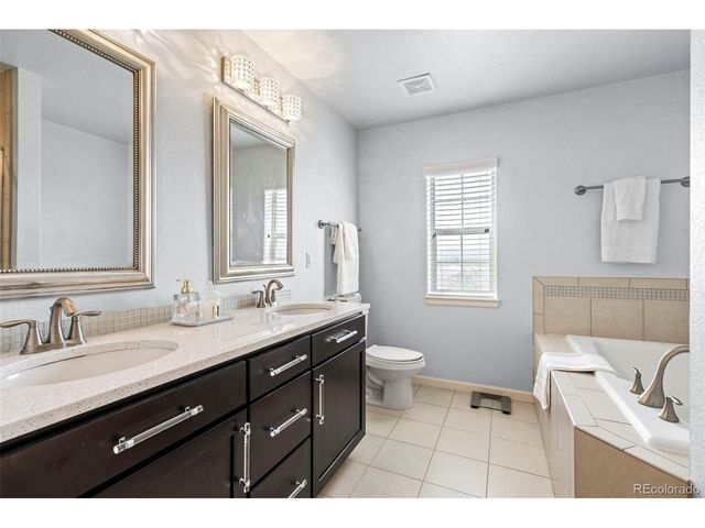 1124 Rockhurst Dr A, Highlands Ranch, CO 80129