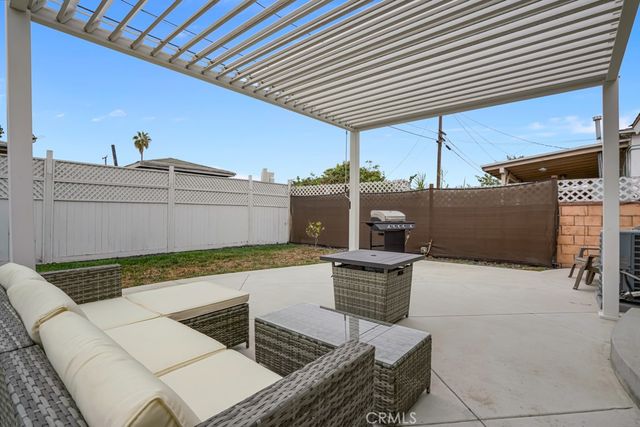 440 E Desford, Carson, CA 90745