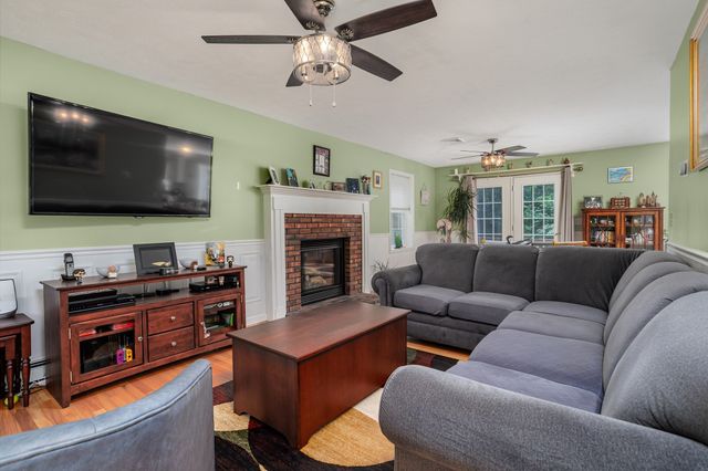 95 Rindge State Rd, Ashburnham, MA 01430