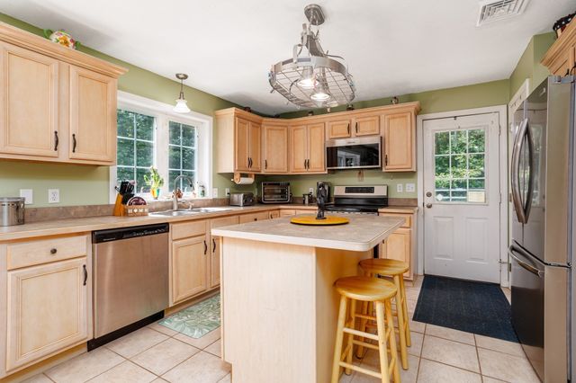 95 Rindge State Rd, Ashburnham, MA 01430