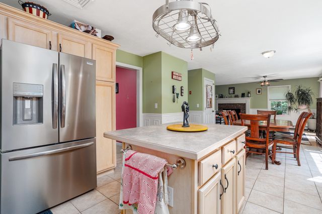 95 Rindge State Rd, Ashburnham, MA 01430