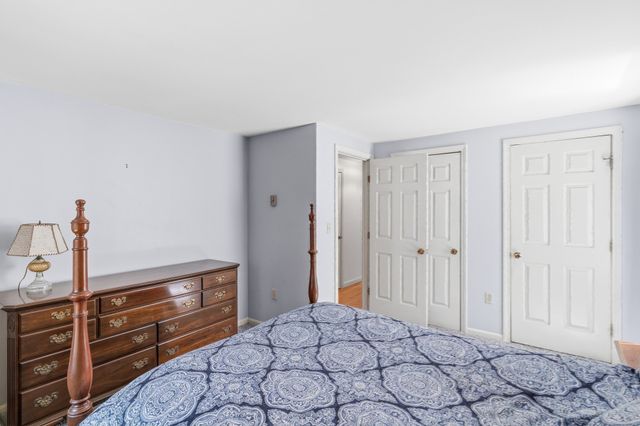 83 Stoney Hollow Rd, Tiverton, RI 02878