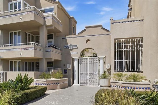 3990 Nobel, San Diego, CA 92122