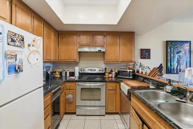 3990 Nobel, San Diego, CA 92122