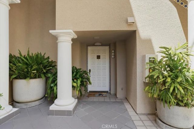 3990 Nobel, San Diego, CA 92122