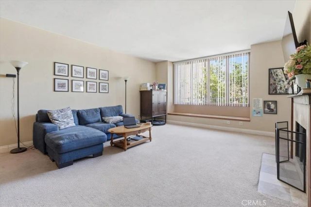 3990 Nobel, San Diego, CA 92122