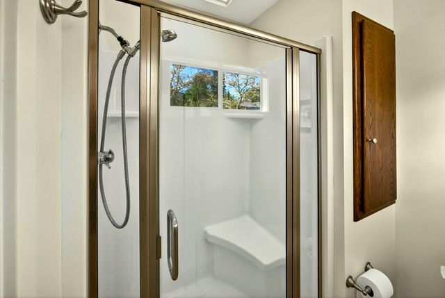 1927 Tamarack Place, Ashland, OR 97520