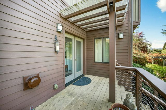 1927 Tamarack Place, Ashland, OR 97520