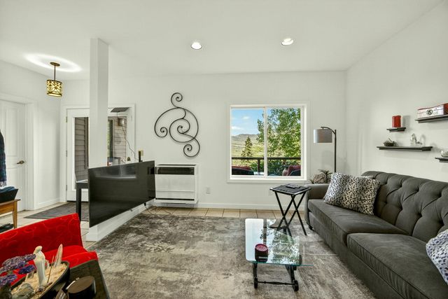 1927 Tamarack Place, Ashland, OR 97520