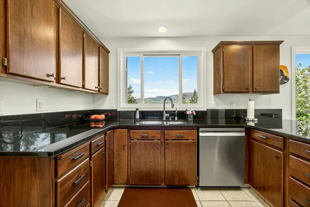 1927 Tamarack Place, Ashland, OR 97520