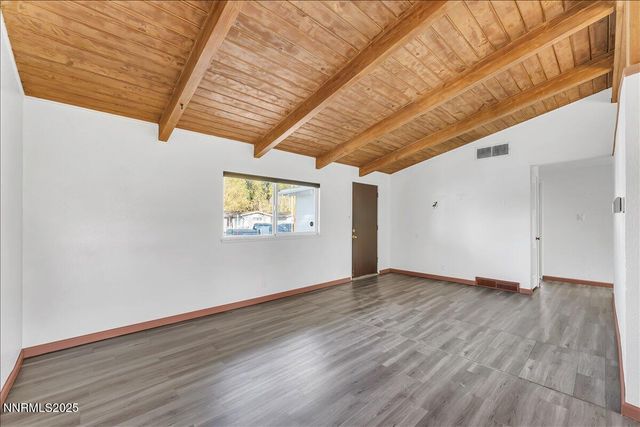 1003 Sbragia Way, Sparks, NV 89431