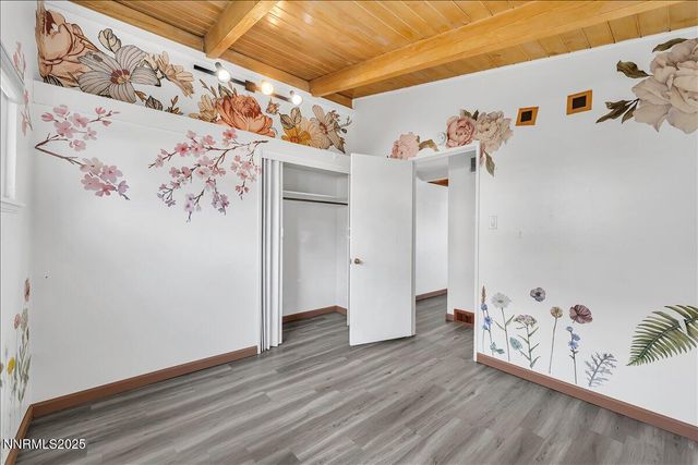 1003 Sbragia Way, Sparks, NV 89431