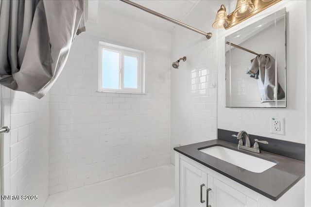 1003 Sbragia Way, Sparks, NV 89431