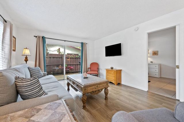 308 Southwind Court 1, North Palm Beach, FL 33408