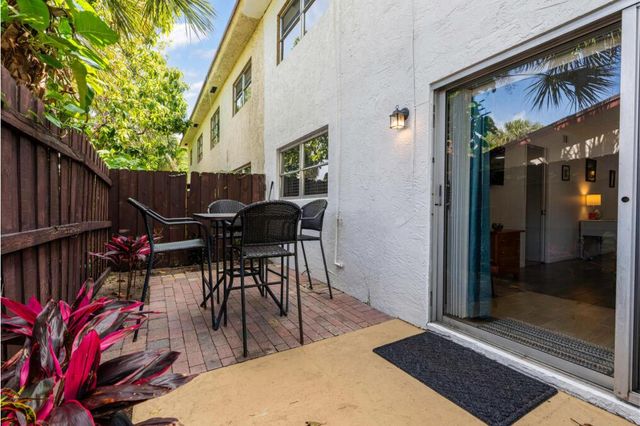 308 Southwind Court 1, North Palm Beach, FL 33408