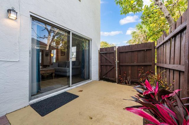 308 Southwind Court 1, North Palm Beach, FL 33408