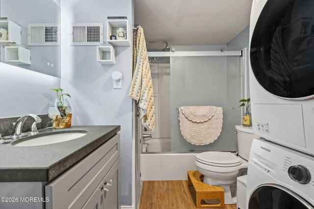 44 Sams Trailer Ct Court, Hazlet, NJ 07730