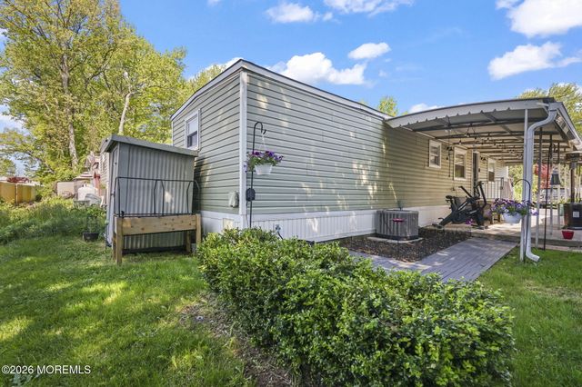 44 Sams Trailer Ct Court, Hazlet, NJ 07730