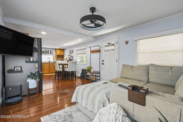 44 Sams Trailer Ct Court, Hazlet, NJ 07730