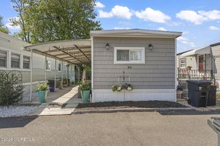 44 Sams Trailer Ct Court, Hazlet, NJ 07730