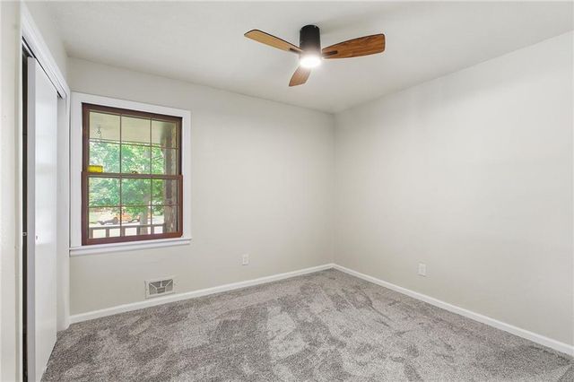 18901 E 30th Terrace S, Independence, MO 64057