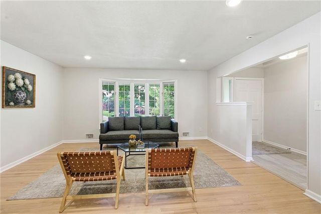 18901 E 30th Terrace S, Independence, MO 64057
