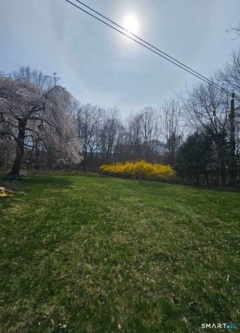 109 Spruce Drive, Naugatuck, CT 06770