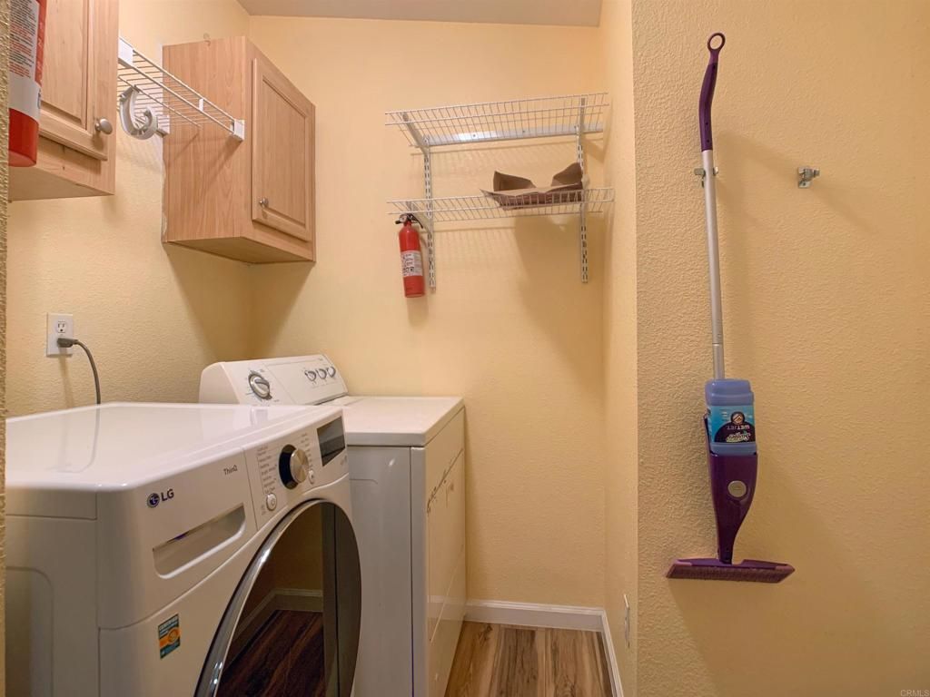 Image 34 of property listing at 300 Thornton Drive 5, El Cajon, CA 92021