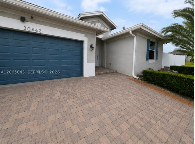 30662 SW 193rd Ct, Homestead, FL 33030