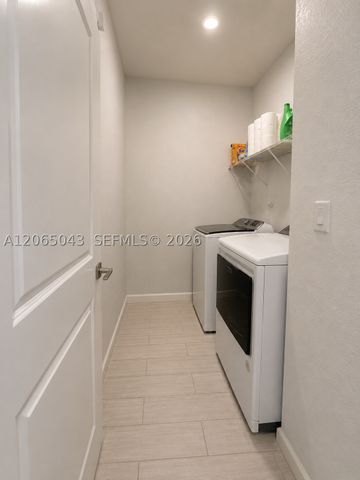 30662 SW 193rd Ct, Homestead, FL 33030