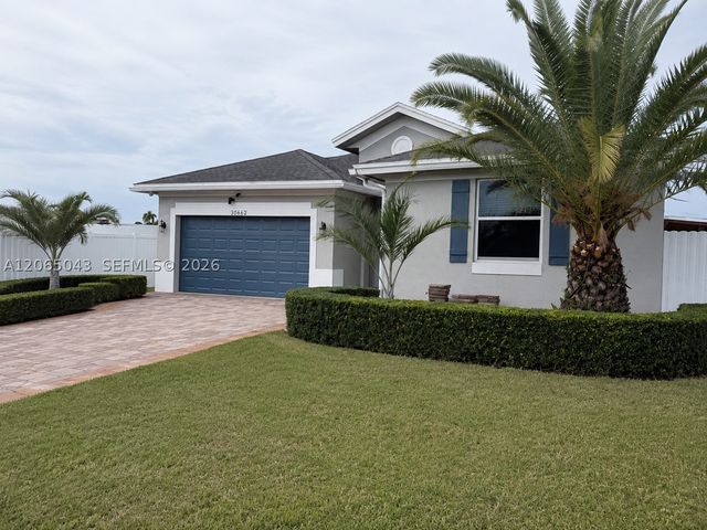 30662 SW 193rd Ct, Homestead, FL 33030