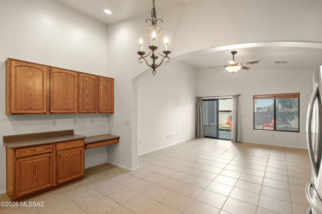551 E Camino Luna Azul, Sahuarita, AZ 85629