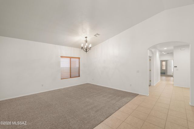 551 E Camino Luna Azul, Sahuarita, AZ 85629