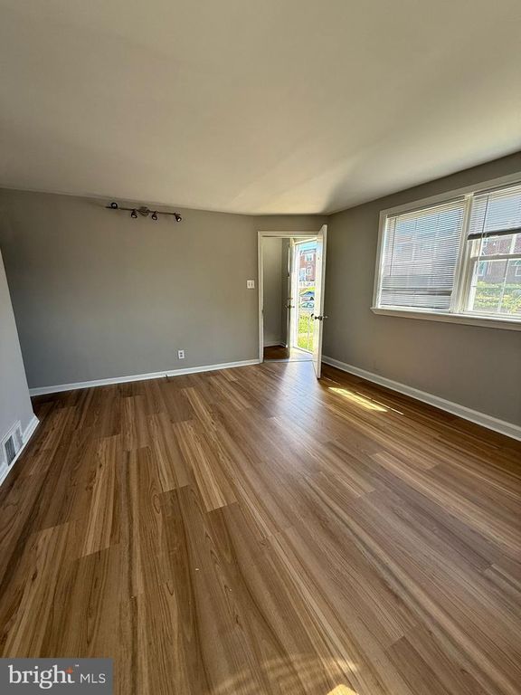 6300 EASTWOOD ST, Philadelphia, PA 19149
