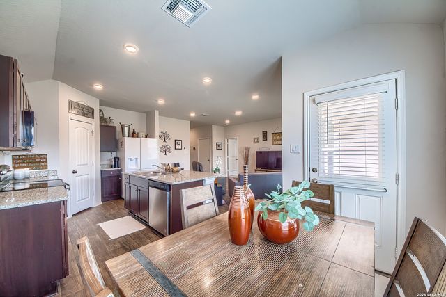756 OCELOT CT, Seguin, TX 78155