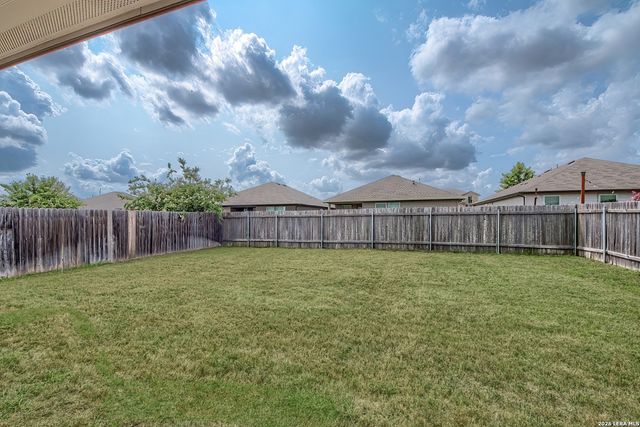 756 OCELOT CT, Seguin, TX 78155