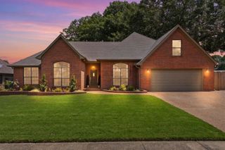 1284 GREY WOLF DR, Collierville, TN 38017