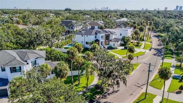 2609 N DUNDEE STREET, Tampa, FL 33629